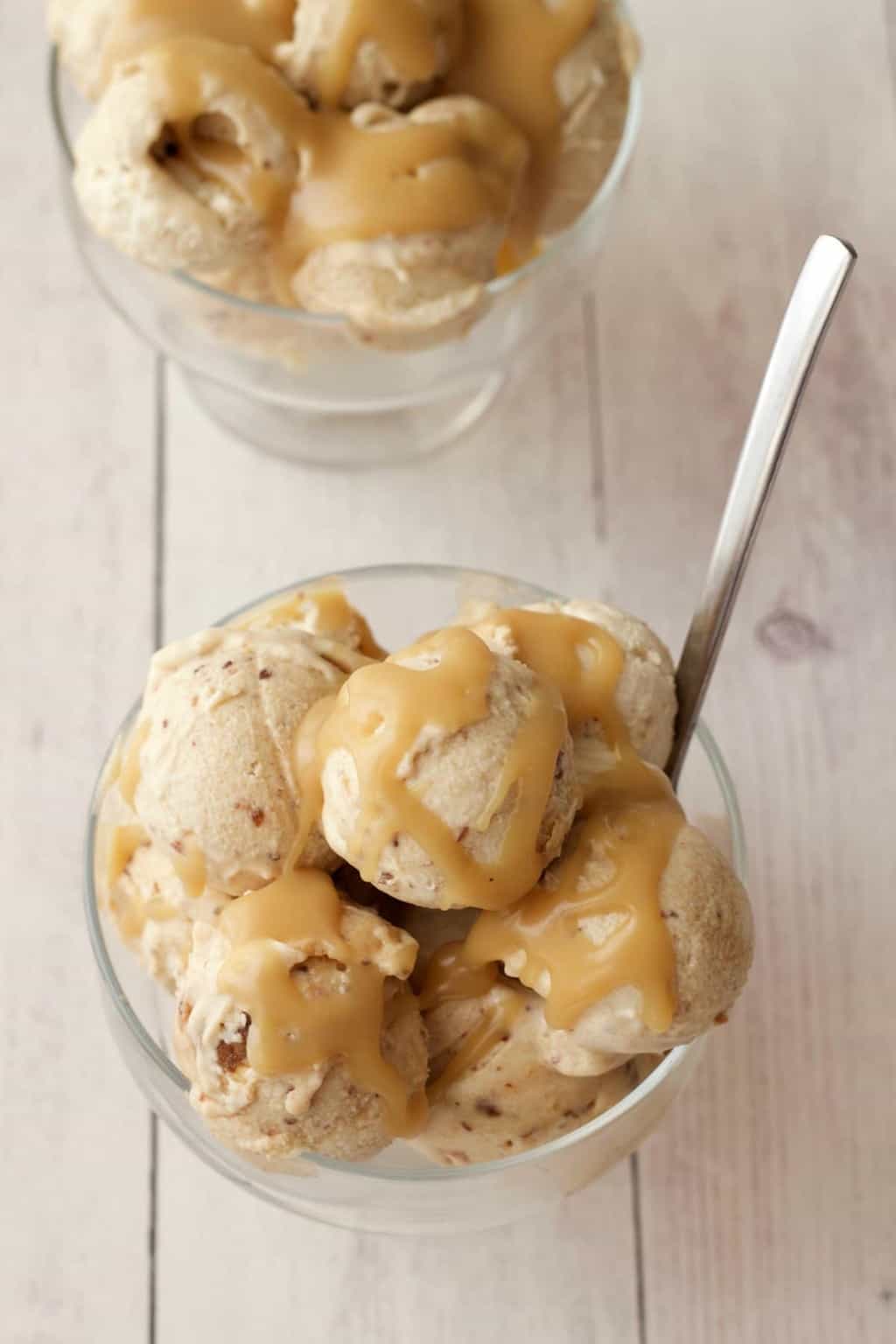 Caramel-Swirl Cheesecake Ice-Cream