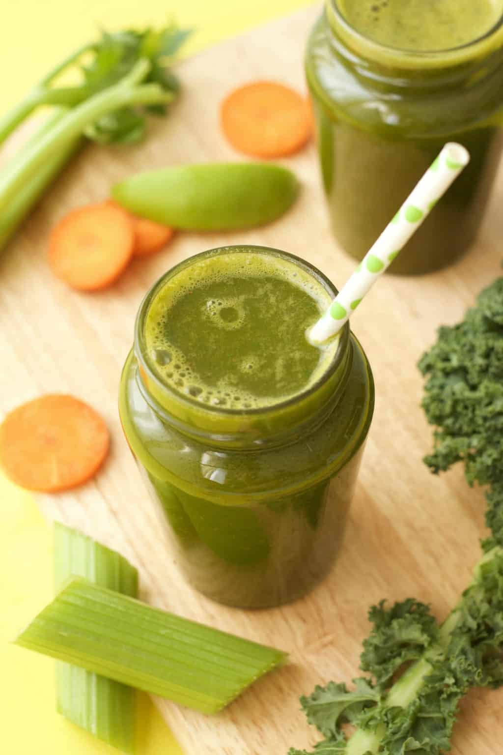Apple Carrot Celery and Kale Juice - Loving It Vegan