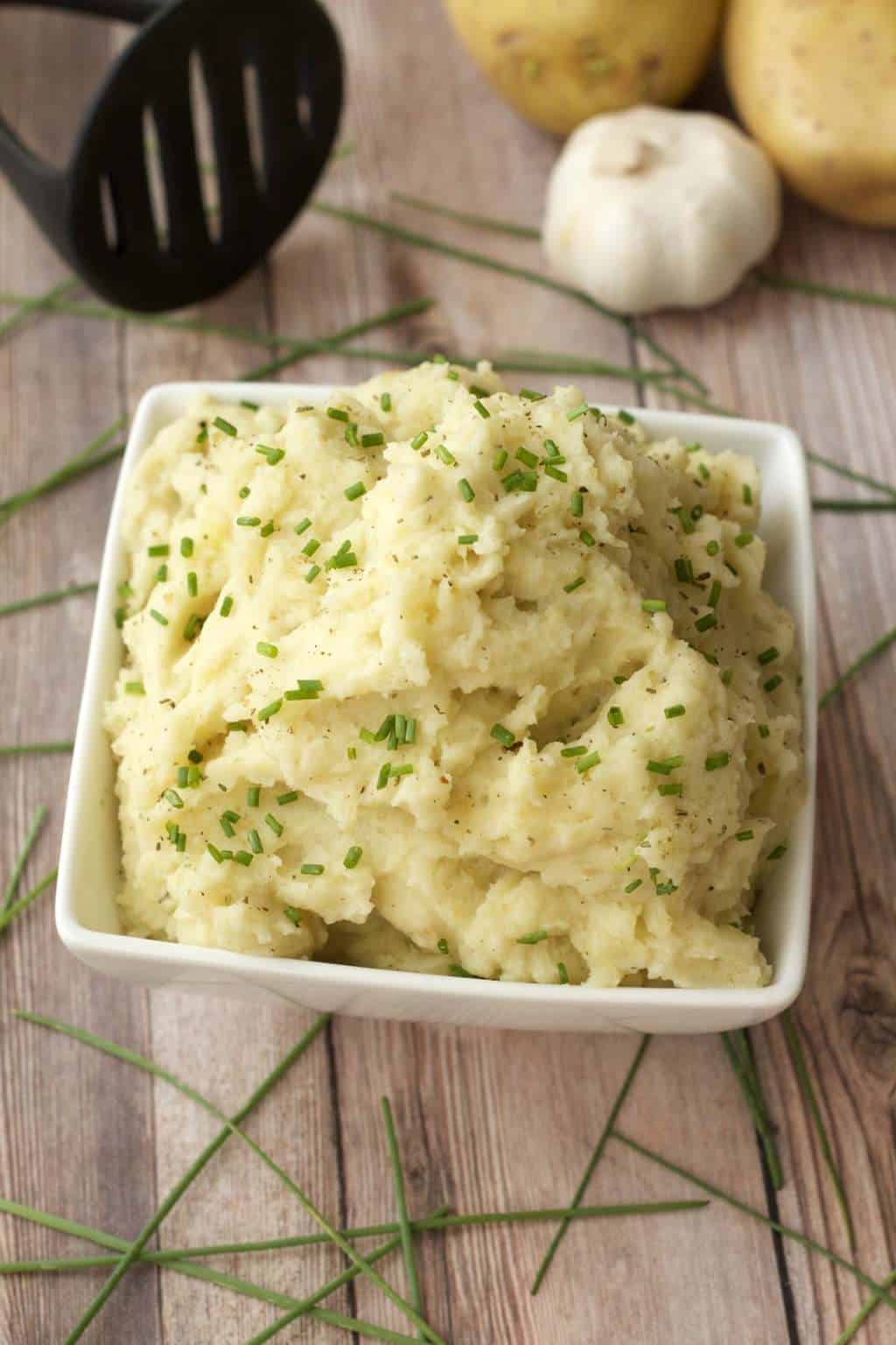 Vegan Mashed Potatoes with Roasted Garlic - Loving It Vegan