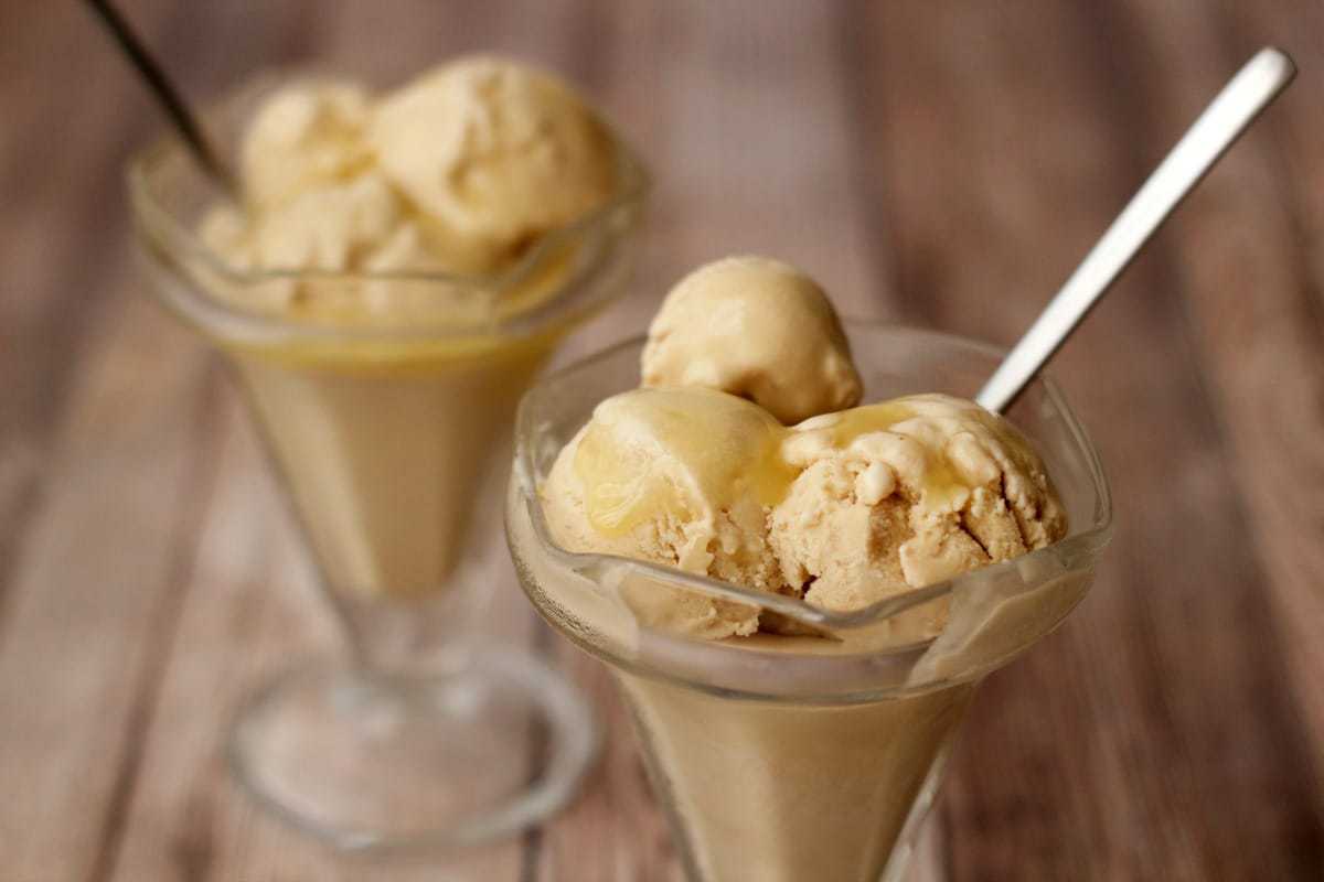 Vegan Salted Caramel Ice Cream #vegan #lovingitvegan #saltedcaramel #icecream #glutenfree #dairyfree #dessert