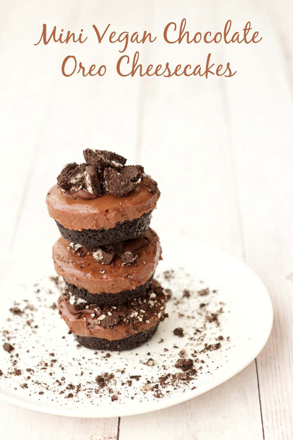 Mini Vegano de Chocolate Cheesecakes #vegan #lovingitvegan #cheesecakes #sobremesa #dairyfree #oreos