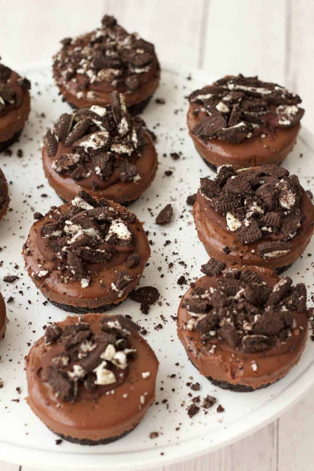  Mini Cheesecakes au chocolat Vegan #vegan #lovingitvegan #cheesecakes #dessert #dairyfree #oreos 
