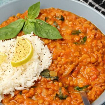 Vegan lentil curry