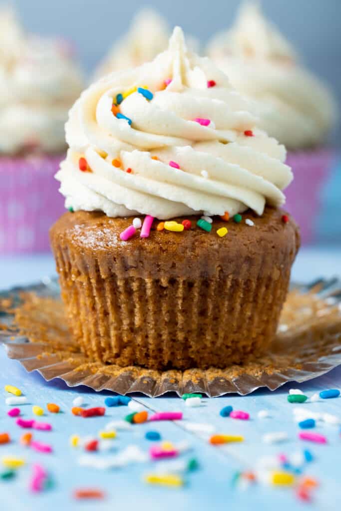 Vegan Gluten Free Vanilla Cupcakes - Loving It Vegan